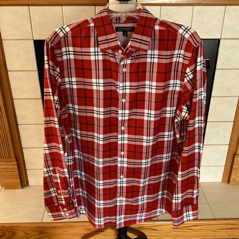 NWOT Banana Republic Non-Iron Tailored Slim Fit, Long Sleeved Men’s Shirt, Sz L
